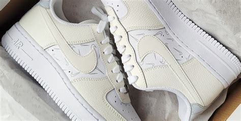 wie fallen nike air force 1 sage aus|Offizielle Größentabelle und Tipps für den Air Force 1 .